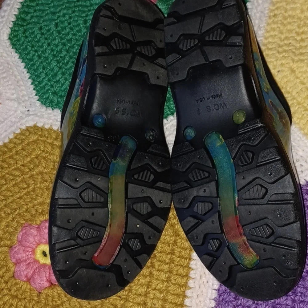 Sloggers floral slip on shoes, floral, waterproof, comfy, stylish,  sz 9